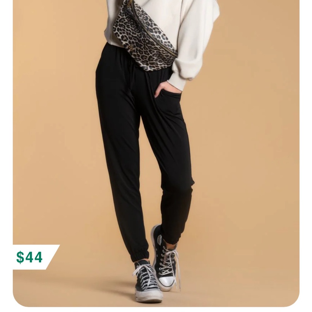 Brigette Brianna Black Jogger Pants from sexymodest boutique -light breathable M